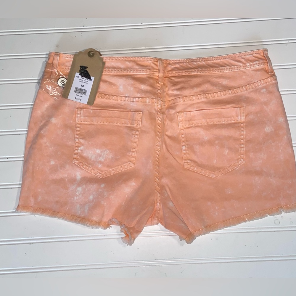 True Craft Jr Sz 7 Stretchy Shorts W-32" I-3" 2 4 Button Closure New with Tags - Picture 2 of 3